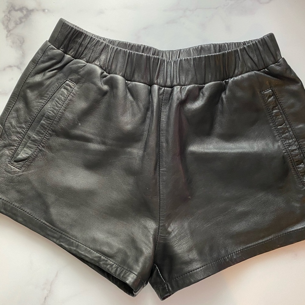 Leather short shorts